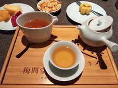 -梅间堂茶馆(绿地缤纷城店)