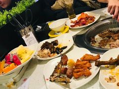 -佰烧海鲜烤肉火锅自助(世茂国际广场店)