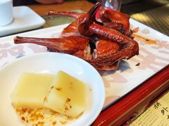 红烧乳鸽-大鸽饭(北京路店)