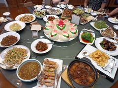 -良友·海鲜青岛菜·海肠捞饭(五四广场店)