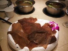 -海上明月海鲜火锅 鲜切牛肉