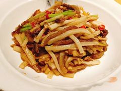 -寻钵记民菜馆·正宗常德钵子菜(滨湖路店)