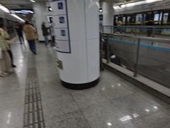 -陆家浜路(地铁站)