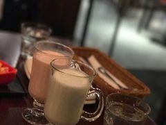 草莓奶昔-斯比特花园西餐厅(东方商厦店)