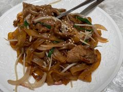 干炒牛河-頂好酒家·经典粤菜(海信广场店)