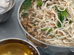 -正宗杨记普洱酸醋米线(总店)