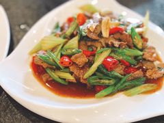 大葱炒牛肉片-喜洲翰林餐厅(董家百年老宅店)