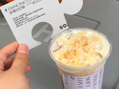 -HUGS coffee(东区店)