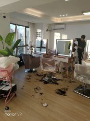 -E.L.K造型momopark店