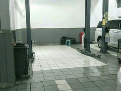 -李师傅修车保养维修连锁(金盏店)