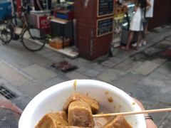 -椰爺爺·椰子冻砵仔糕