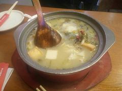 -周鱼小馆石锅酸菜鱼(活力汇店)