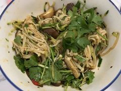 酸辣金针菇-华南理工大学-学2食堂