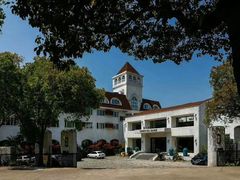 -金牛山大酒店(南北湖风景区店)