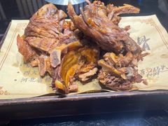 -东口码头·烧鸽子·鱼头泡饼·地方菜(金鹰悦城店)