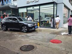 -比亚迪汽车王朝网(易能环耀银海大厦城市展厅)