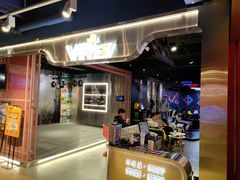 -VR+乐园·VR电竞·家庭亲子·密室逃脱·轰趴团建