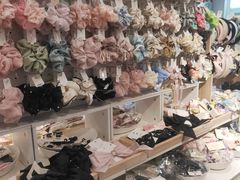 -名创优品(万达广场河东店)