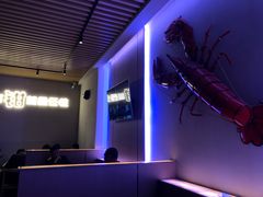 -红盔侠小龙虾(海宁银泰店)