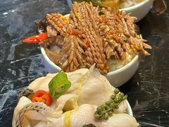 -川流不息·地道川菜·小龙虾(新松江路店)
