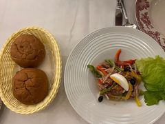 金枪鱼沙拉-莫斯科餐厅