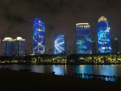 -万绿园