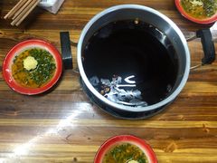-咏勝锑锅麻辣烫(净居寺路总店)