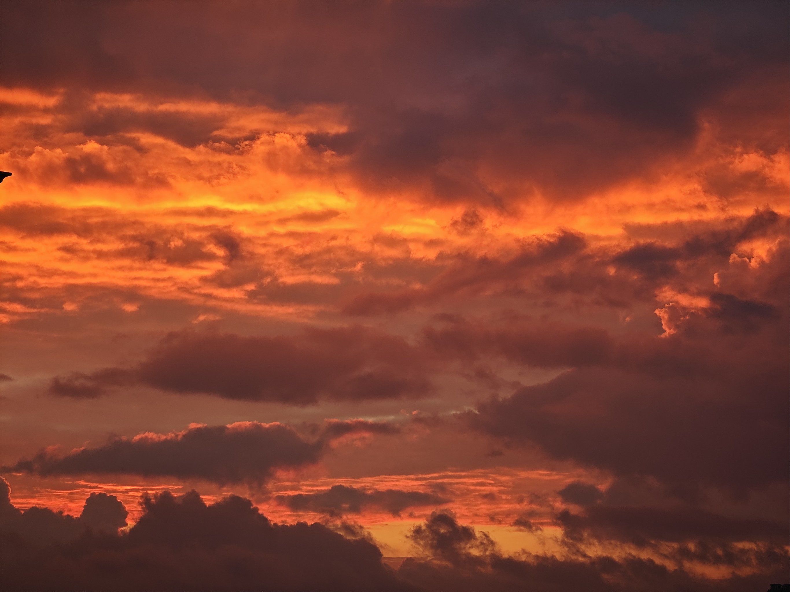 傍晚的天空色彩斑斓