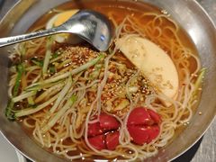 冷面-很久以前羊肉串(南京路第一百货店)