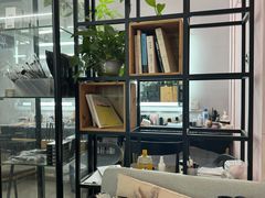 -ME觅妆·定制美妆·彩妆私教(菱角湖店)