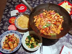 -富正毅三下锅·湘西韵味(天门山索道店)