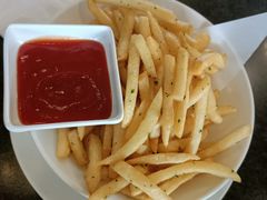 -WOLFGANG PUCK KITCHEN & BAR(迪士尼小镇店)