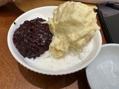 榴莲忘返-小团圆糖水铺(襄阳南路店)