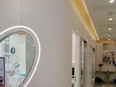 -皓齿连锁·雅贝健口腔·种植·矫正中心(虹口曲阳路店)