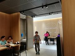 -麦当劳(徐汇漕溪北路百脑汇店)