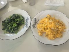 -七的湖·晚芳亭·阳澄湖农家菜·大闸蟹(莲花岛店)