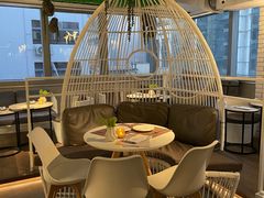 -Oasis Bar & Grill