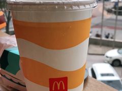 -麦当劳(展览路店)