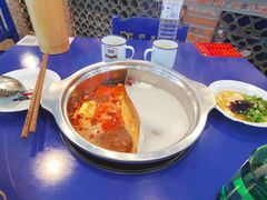 -马路边边串串香(一匡街店)