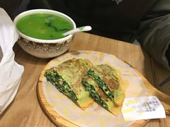 -甲乙饼·北京手工肉饼(西直门凯德茂店)