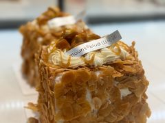 -山与蓝·轻糖鲜果蛋糕(勒泰店)