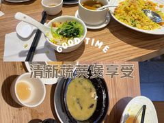 -裕记烧腊连锁餐饮(国商分店)