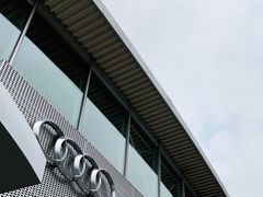 -上海西上海奥杰奥迪汽车销售有限公司(真如店)