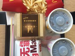 -麦当劳(新城市广场店)