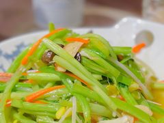 -手抄板凳江南菜(湖滨商业街店)