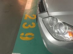 -龙湖天街-停车场