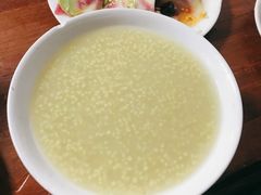 小米粥-宝瑞门钉肉饼店
