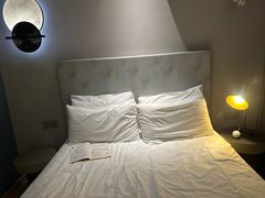 -白玉兰酒店(上海田子坊马当路地铁站店)