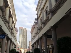 -佛罗伦萨小镇广佛名品奥特莱斯(疏港路店)