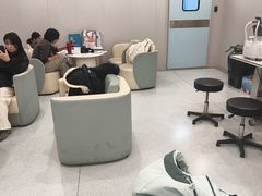 -上海大学附属上海和平眼科医院